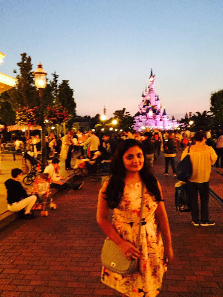 Photo of Disneyland Paris, Marne-la-Vallée, France by Sadhna Bourai