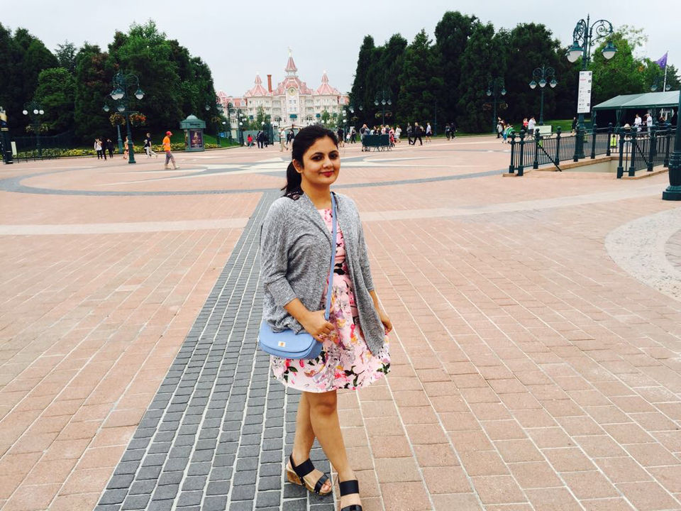 Photo of Disneyland Paris, Marne-la-Vallée, France by Sadhna Bourai