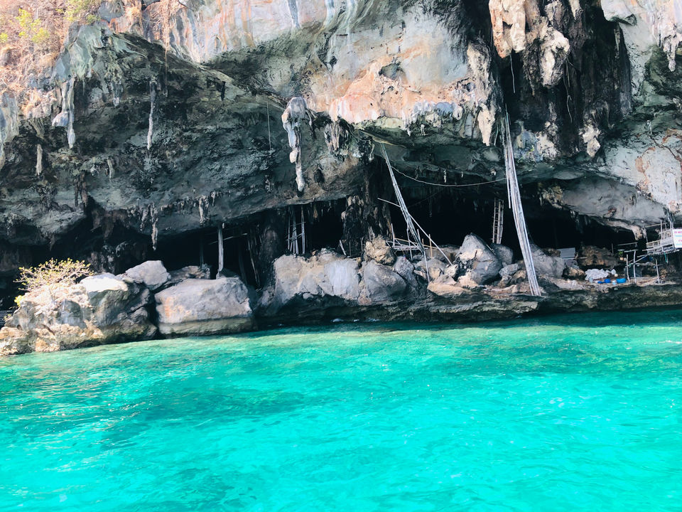 Photo of Phi Phi Islands, Krabi, Thailand by Marigold Odyssey