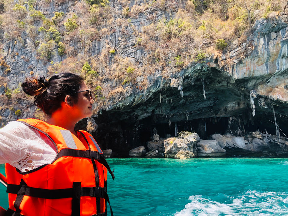 Photo of Phi Phi Islands, Krabi, Thailand by Marigold Odyssey