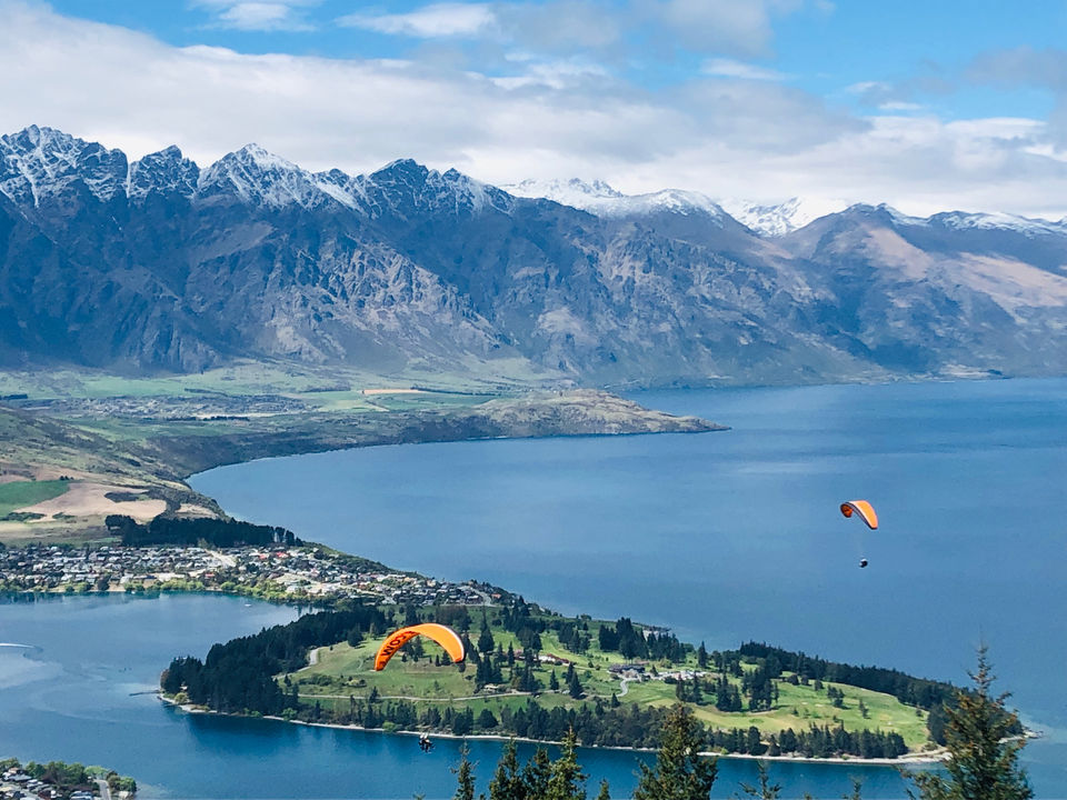 Photo of Ben Lomond Track, Queenstown, New Zealand by Marigold Odyssey