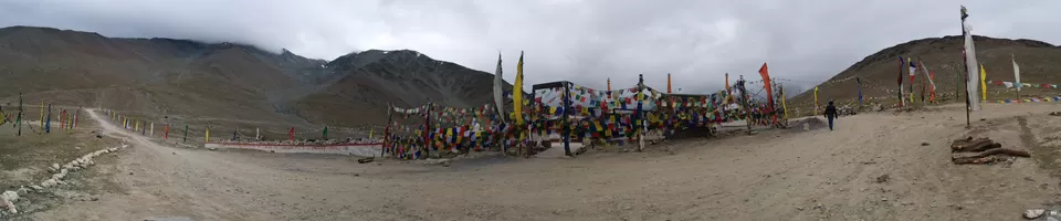 Photo of Kunzum Pass, Dhar Thachakarpo, Himachal Pradesh, India by Umang Jain