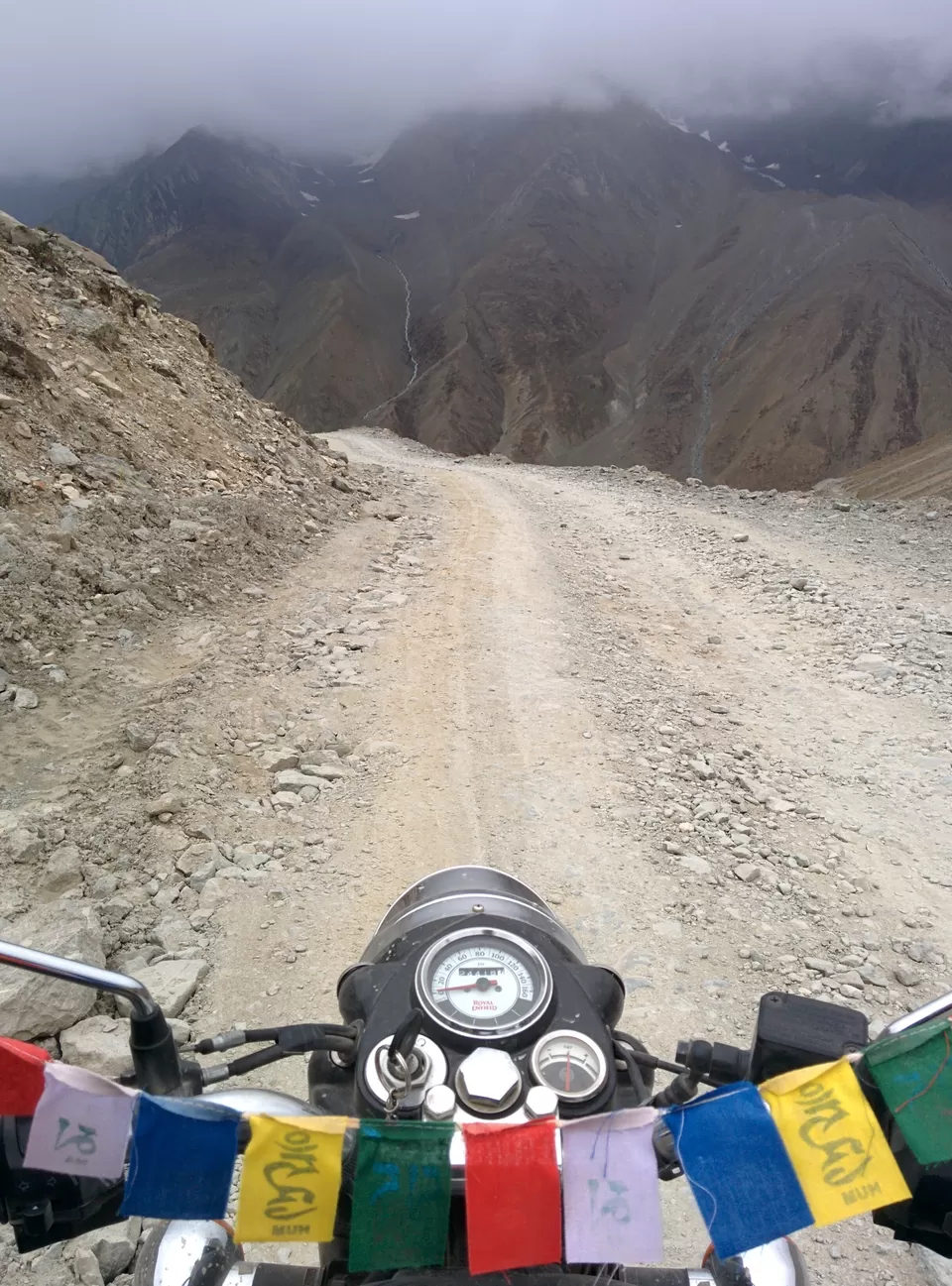 Photo of Kunzum Pass, Dhar Thachakarpo, Himachal Pradesh, India by Umang Jain