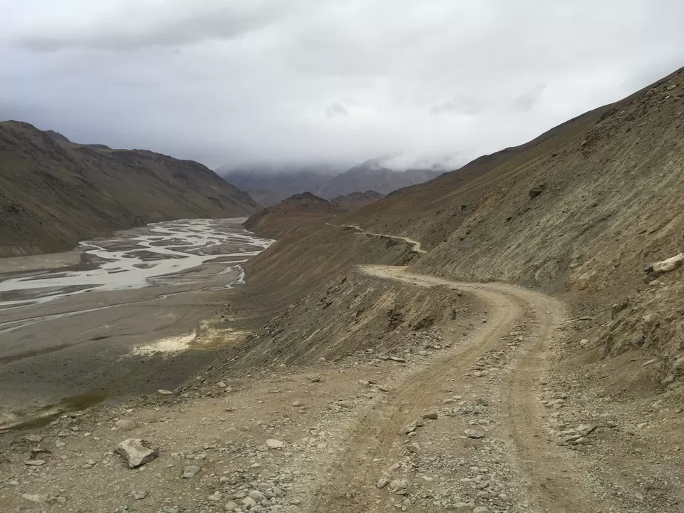 Photo of Kunzum Pass, Dhar Thachakarpo, Himachal Pradesh, India by Umang Jain