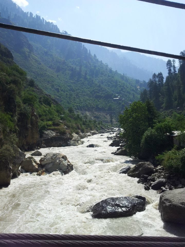 Photo of Driving in the Himalayas 1/7 by Amrita Kumar