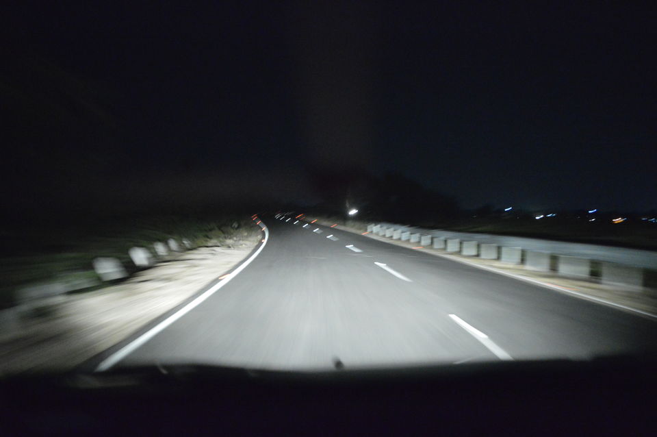 Photo of 2 hours away from Bangalore, lies 500 year old Vijayanagara architectural style #offbeatgetaway by Varsha Singh