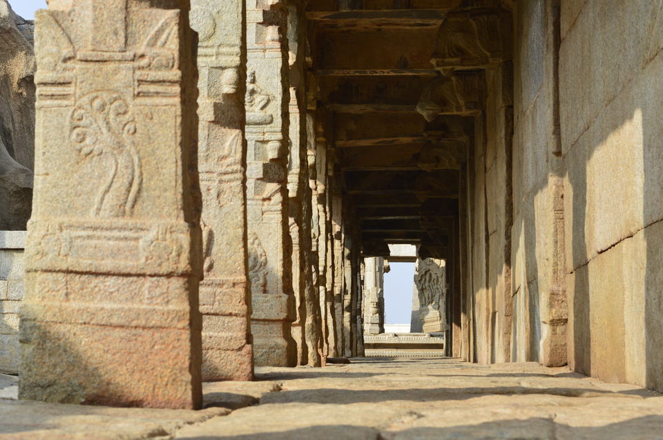 Photo of 2 hours away from Bangalore, lies 500 year old Vijayanagara architectural style #offbeatgetaway by Varsha Singh