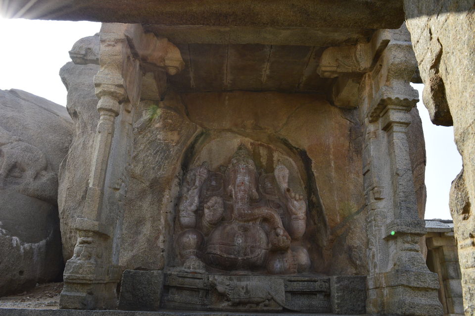 Photo of 2 hours away from Bangalore, lies 500 year old Vijayanagara architectural style #offbeatgetaway by Varsha Singh