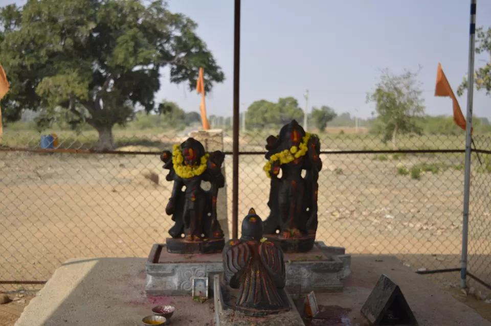 Photo of 2 hours away from Bangalore, lies 500 year old Vijayanagara architectural style #offbeatgetaway by Varsha Singh