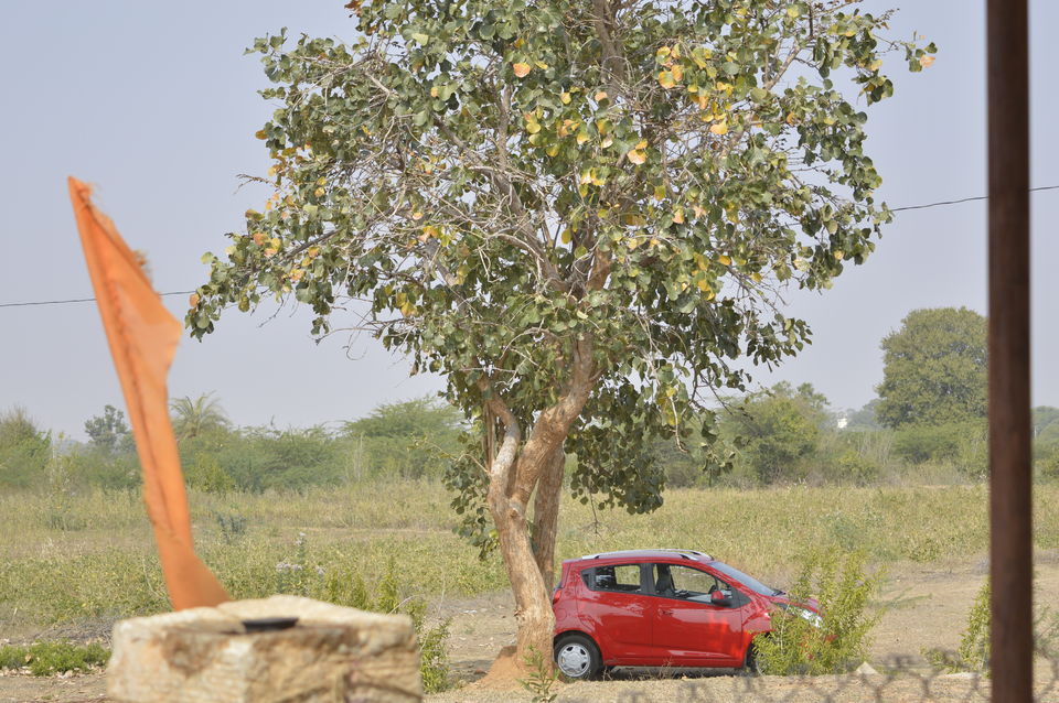 Photo of 2 hours away from Bangalore, lies 500 year old Vijayanagara architectural style #offbeatgetaway by Varsha Singh