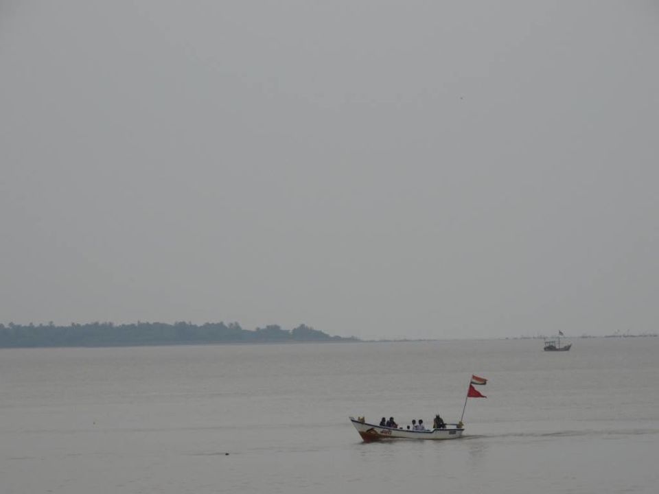 Photo of Weekend Trip to Daman 17/19 by Anuradha Saha
