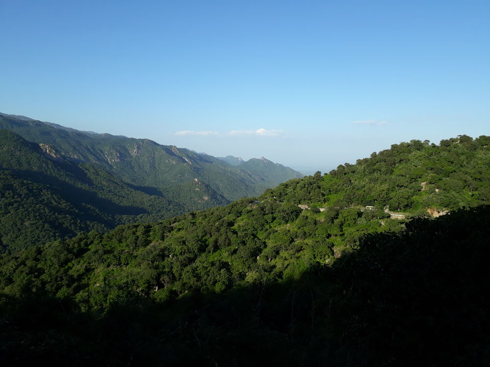 Photo of Mount Abu- Rajasthan by Shameek Mukhopadhyay