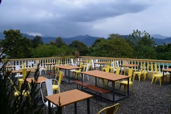 Photo of 15 Cafes/Eateries in Dehradun for Every Budget starting Under Rs 200 by Rajat Kamboj