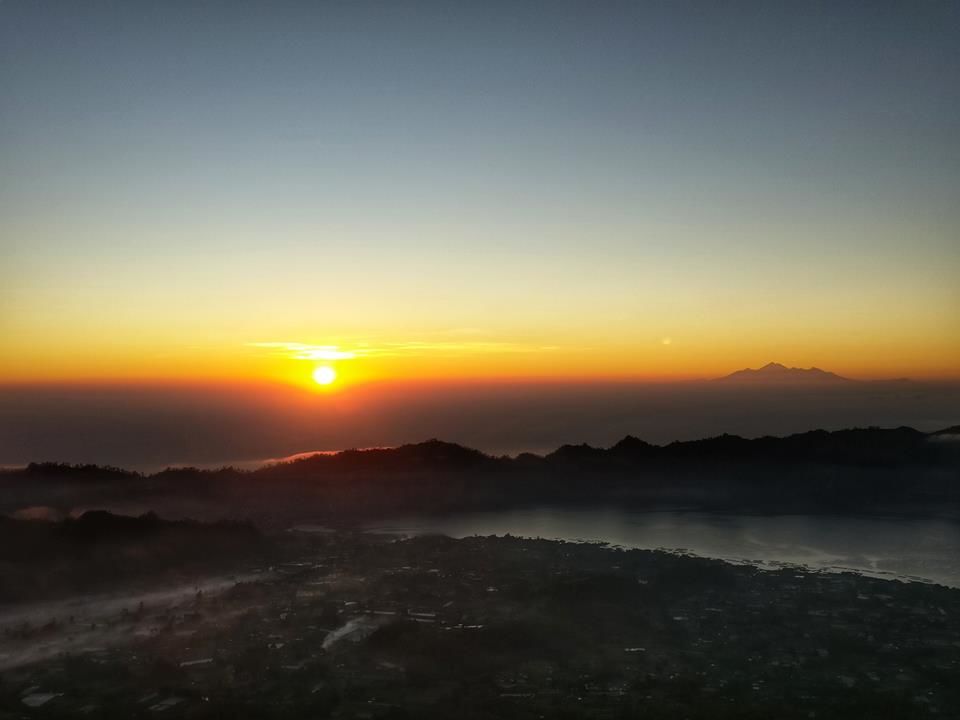 Photo of Mount Batur, South Batur, Bangli Regency, Bali, Indonesia by Vignesh Venkat