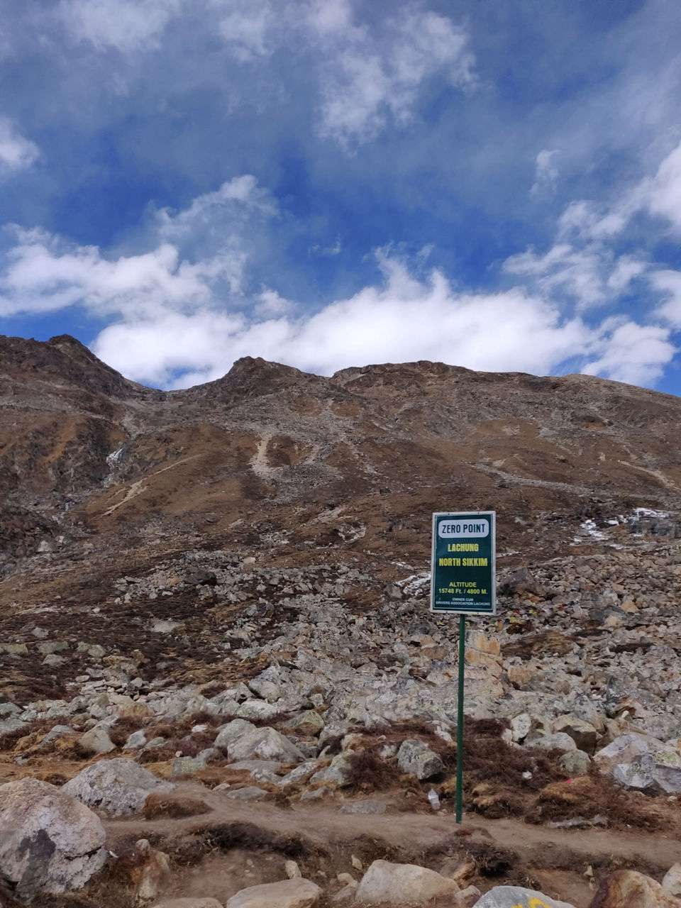 Photo of Unnamed Road, Yumthang, Sikkim 737120, India by Sushmit Surendran