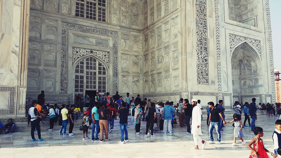 Photo of Love Wrought In Living Stones Taj-Mahal by Sushmit Surendran