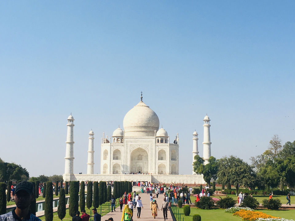 Photo of Love Wrought In Living Stones Taj-Mahal by Sushmit Surendran