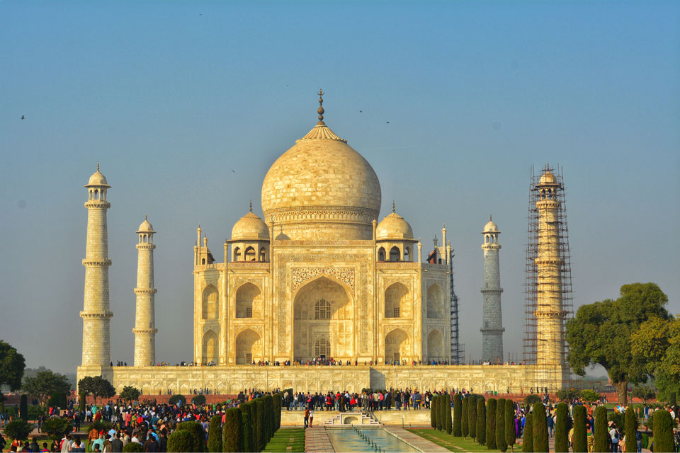 Photo of Love Wrought In Living Stones Taj-Mahal by Sushmit Surendran