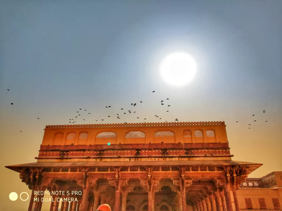 Photo of City Palace Jaipur, Gangori Bazaar, J.D.A. Market, Pink City, Jaipur, Rajasthan, India by wee_gypsy_soul