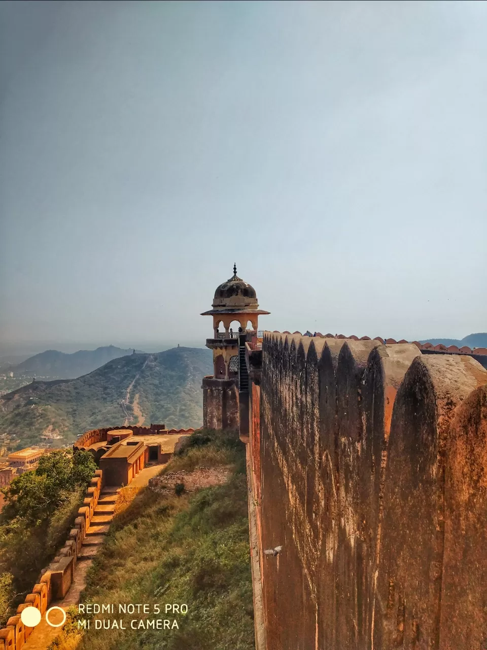 Photo of Jaigarh Fort Road, Jal Mahal, Amer, Jaipur, Rajasthan, India by wee_gypsy_soul