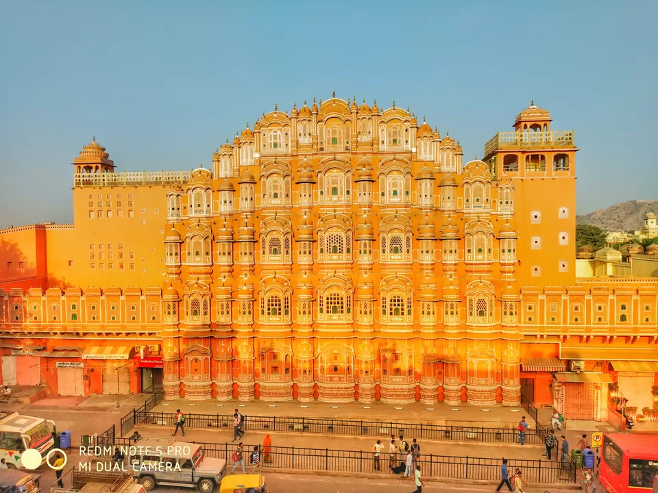 Photo of Hawa Mahal Road, Gangori Bazaar, J.D.A. Market, Kanwar Nagar, Jaipur, Rajasthan, India by wee_gypsy_soul