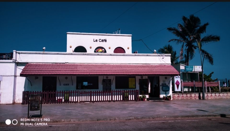 Photo of White Town, Puducherry, India by wee_gypsy_soul