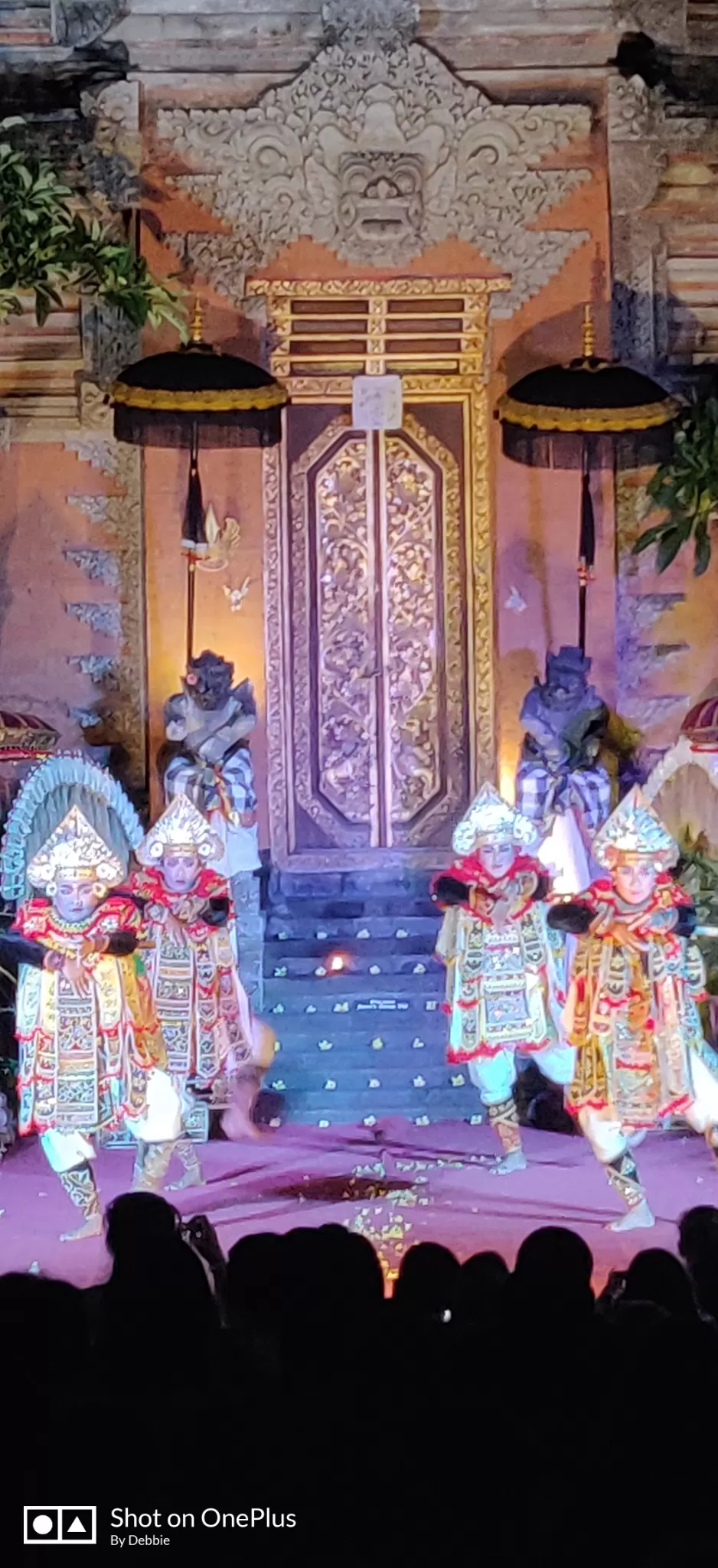 Photo of Ubud Palace, Jalan Raya Ubud, Ubud, Gianyar, Bali, Indonesia by wee_gypsy_soul