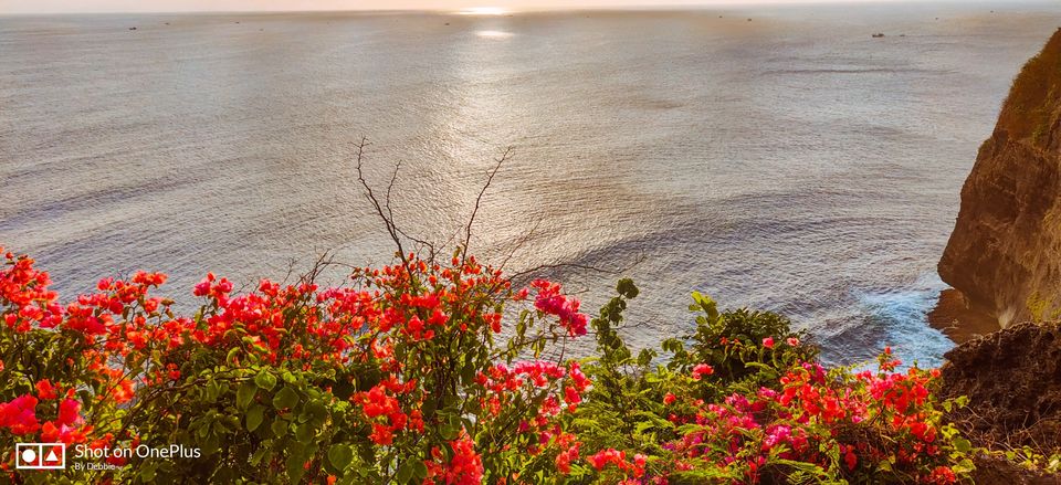 Photo of Uluwatu Temple, Pecatu, Badung Regency, Bali, Indonesia by wee_gypsy_soul