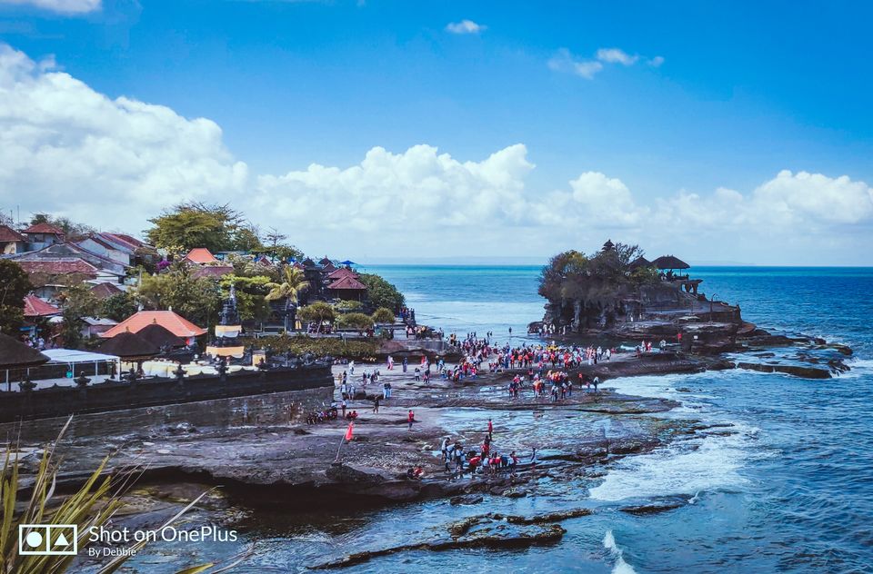 Photo of Tanah Lot, Beraban, Tabanan Regency, Bali, Indonesia by wee_gypsy_soul