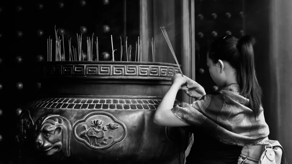 Photo of Chinatown Singapore by Dhrishni Chakraborti