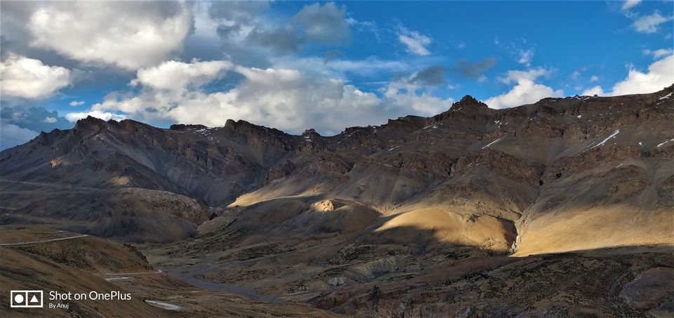 Photo of Leh Laddakh Srinagar - A Budget trip under 13000 1/2 by Anuj Girotra