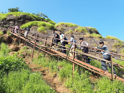 Photo of A Trek to Kalsubai - The highest scalable peak in Maharashtra by Sagar Pradhan