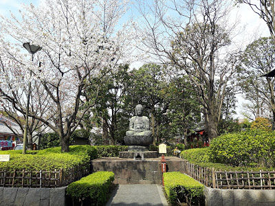 Photo of Sensō-ji, Taito, Tokyo, Japan by Sagar Pradhan