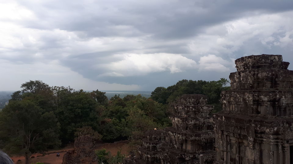 Photo of Phnom Bakheng, Angkor Archaeological Park, Krong Siem Reap, Cambodia by Sagar Pradhan