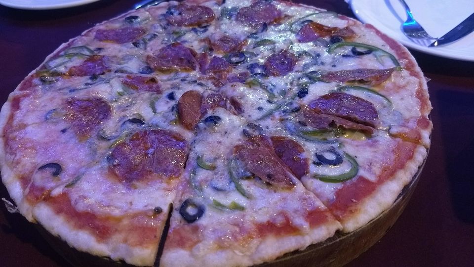 Photo of Happy Herb Pizza, Preah Sisowath Quay, Phnom Penh, Cambodia by Sagar Pradhan