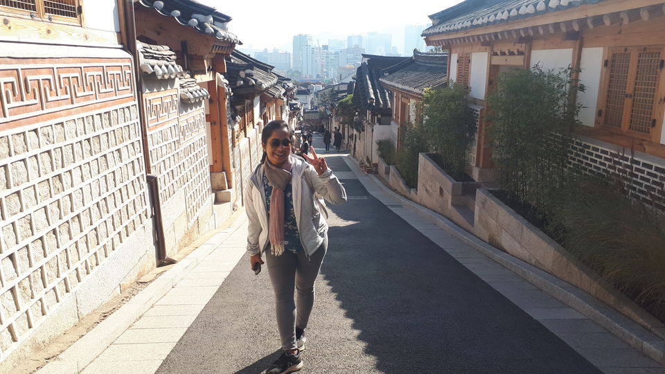 Photo of Bukchon Hanok Village, 계동길 Gahoe-dong, Jongno-gu, Seoul, South Korea by Sagar Pradhan