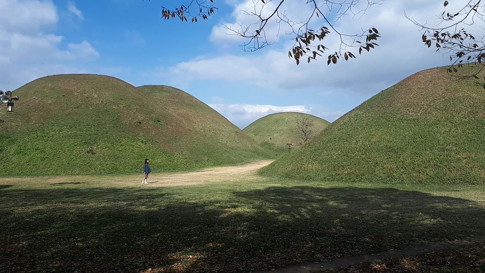 Photo of Gyeongju National Park, Cheonbungnam-ro, Bodeok-dong, Gyeongju-si, Gyeongsangbuk-do, South Korea by Sagar Pradhan