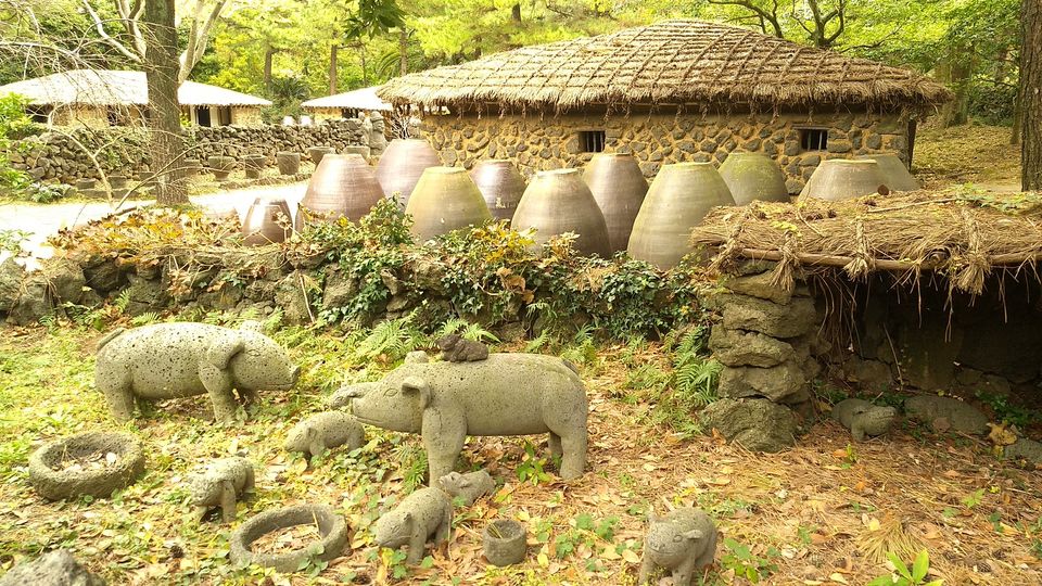 Photo of Seongeup Folk Village, Seongeupjeonguihyeon-ro, Pyoseon-myeon, Seogwipo-si, Jeju-do, South Korea by Sagar Pradhan