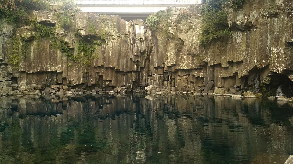Photo of Cheonjeyeon Waterfalls, Jungmun-dong, Seogwipo-si, Jeju-do, South Korea by Sagar Pradhan