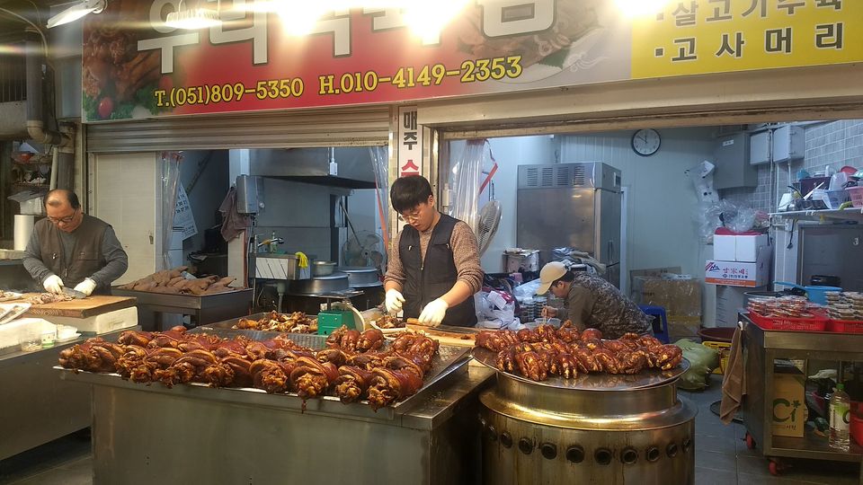 Photo of Seoul, South Korea by Sagar Pradhan