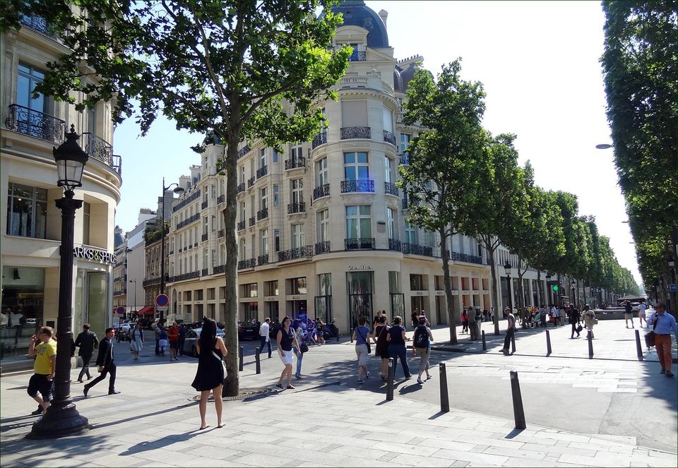Photo of Short & Simple - My Paris travel plans 3/12 by Khushi Insta @khushircaptures