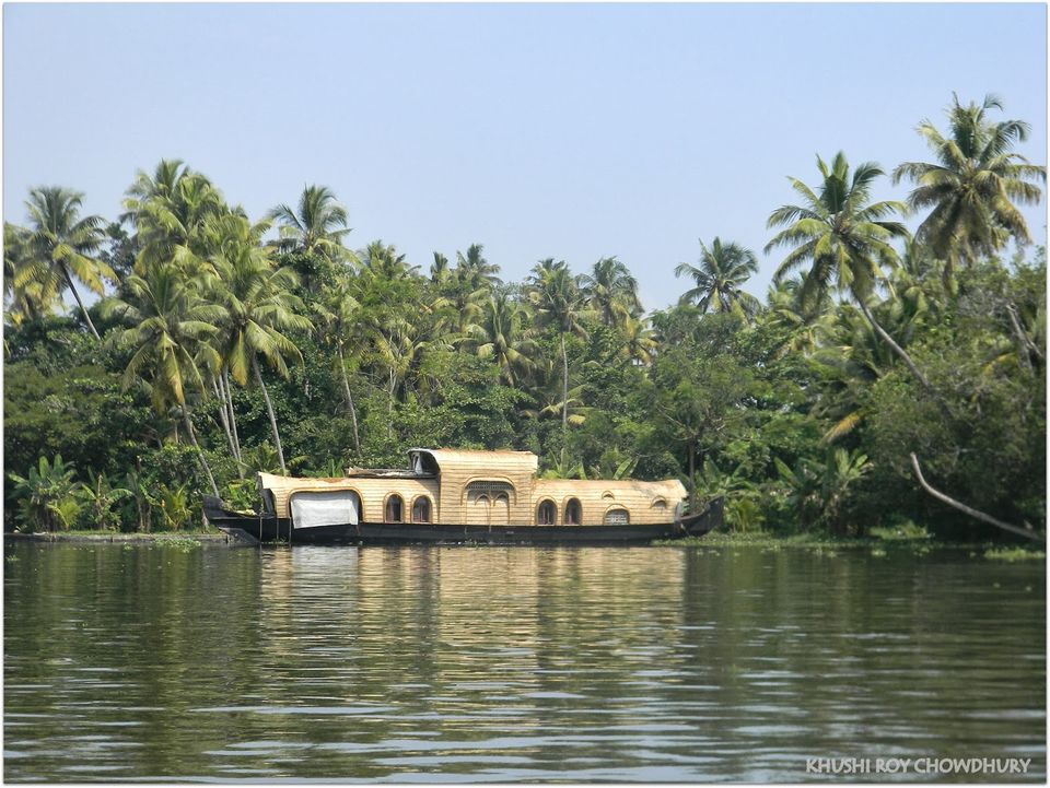 Photo of ALLURING ALLEPPEY- Kerala Trip Day 3 16/18 by Khushi Insta @khushircaptures