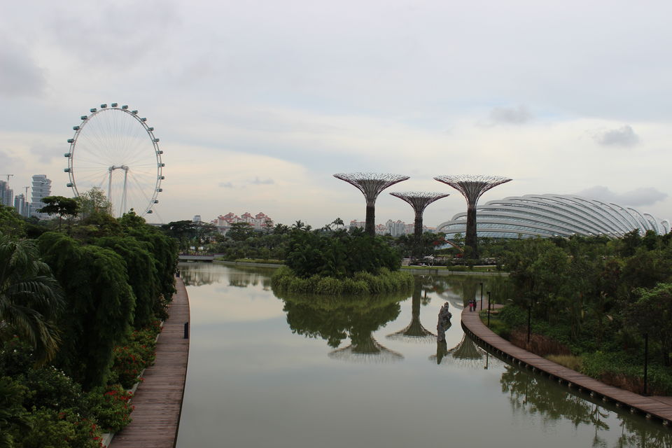 Photo of Living it as a local in Singapore 4/12 by Smita