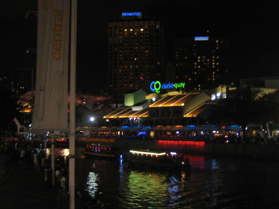 Photo of Living it as a local in Singapore 8/12 by Smita