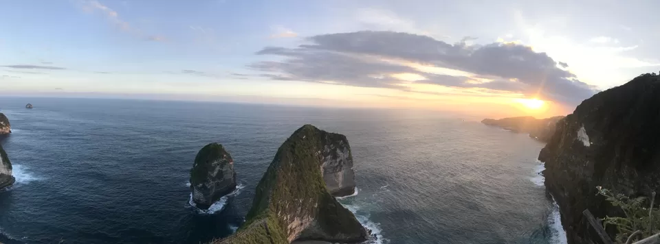 Photo of NUSA PENIDA ISLAND, Jalan Pantai, Kutampi Kaler, Klungkung Regency, Bali, Indonesia by Vishal Solanki