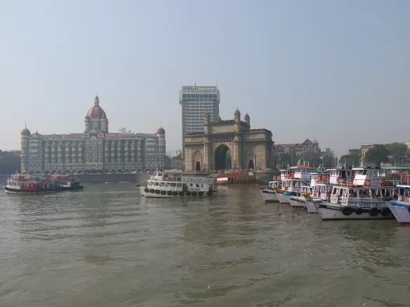 Photo of Mumbai, Maharashtra, India by Pat