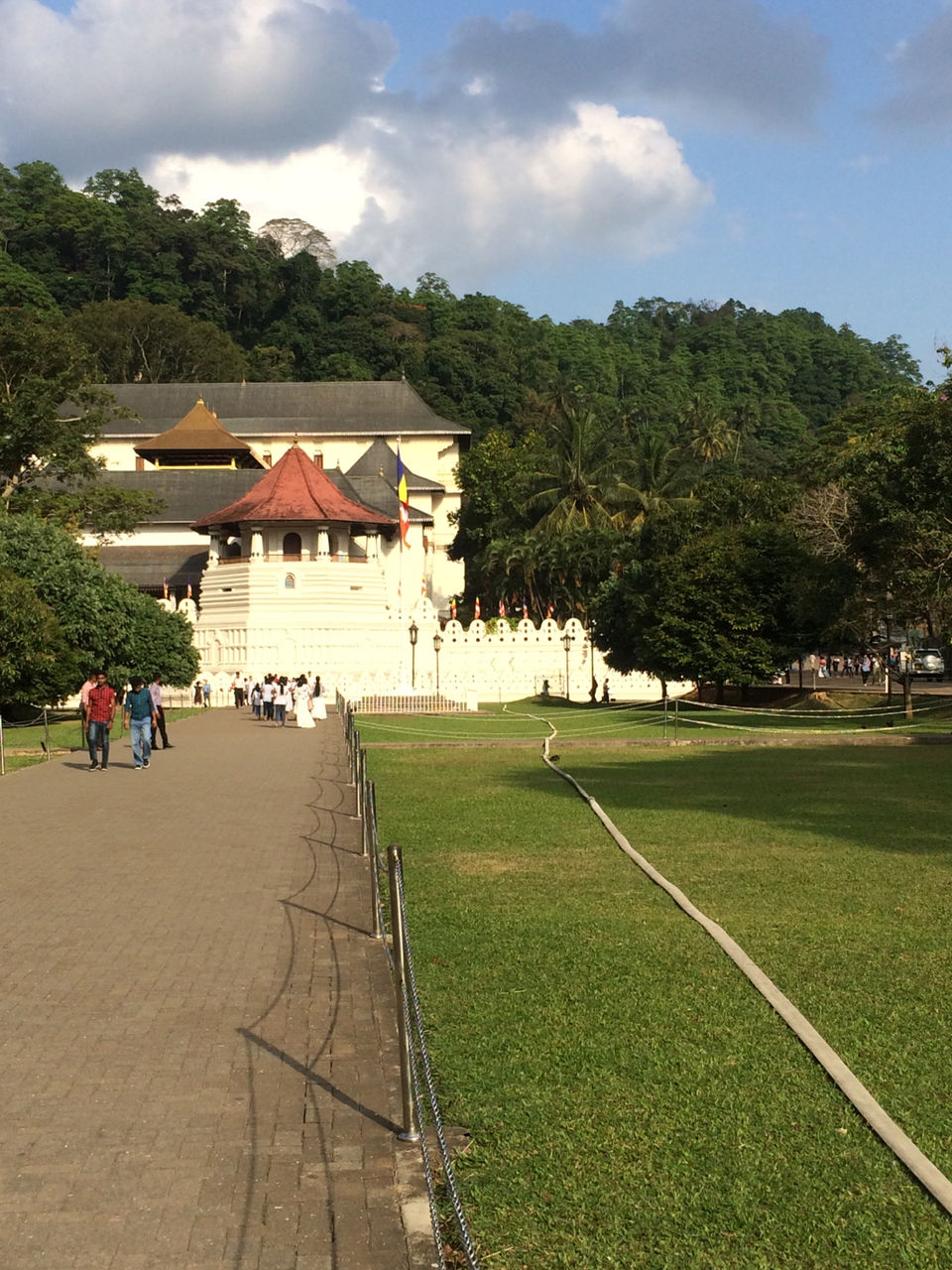Photo of Kandy, Sri Lanka by Afroz ReMo