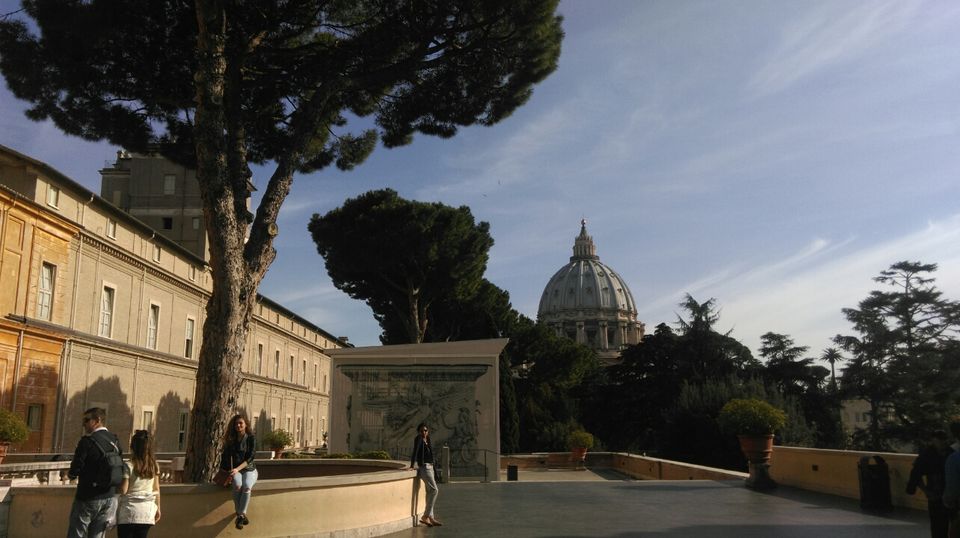 Photo of Viale Vaticano, Rome, Metropolitan City of Rome, Italy by Anirudh Gupta
