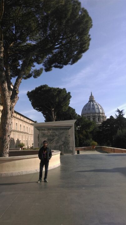 Photo of Viale Vaticano, Rome, Metropolitan City of Rome, Italy by Anirudh Gupta