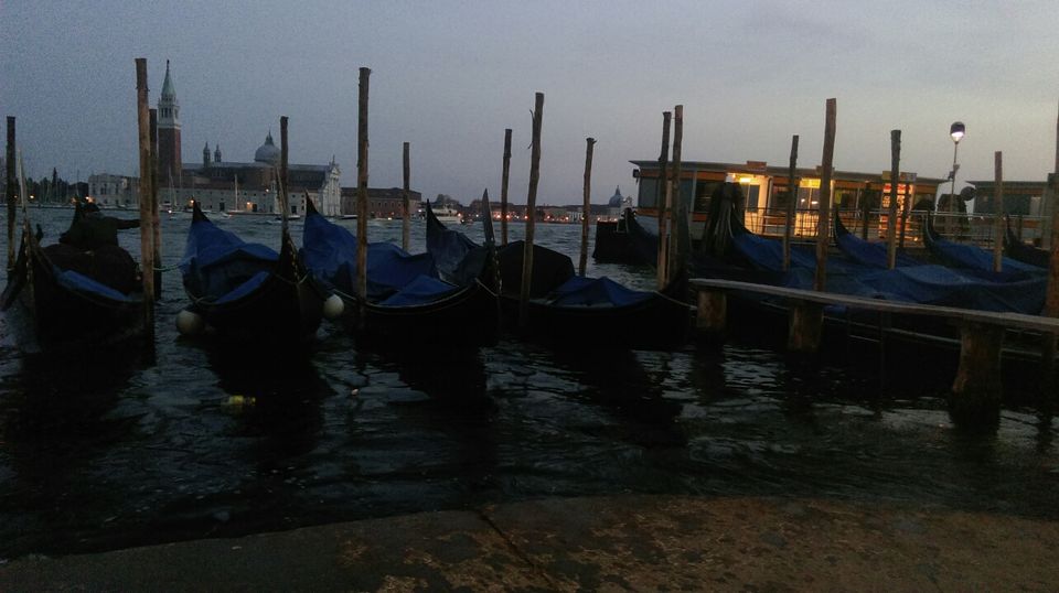Photo of Venice, Metropolitan City of Venice, Italy by Anirudh Gupta
